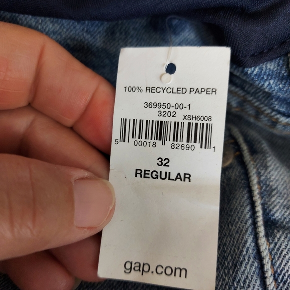 Gap Maternity Full panel crop flare light wash jeans size 32R - Picture 3 of 5